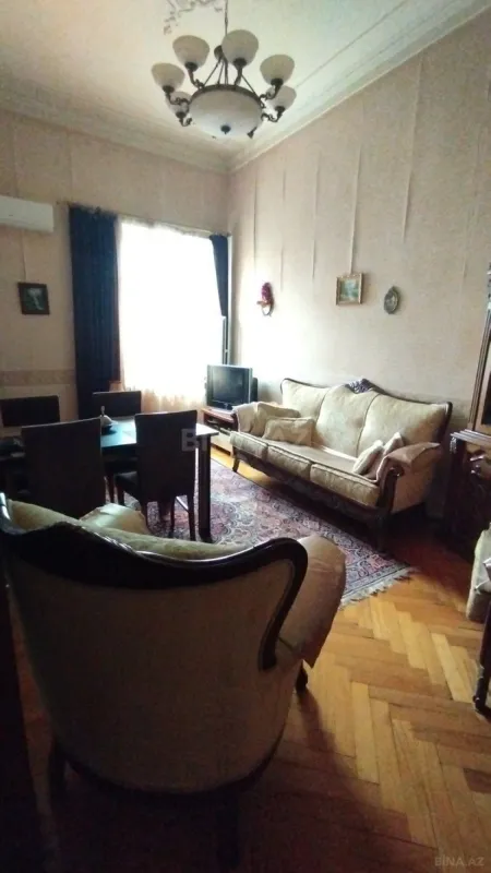 Satılır 3 otaqlı mənzil 75 m²