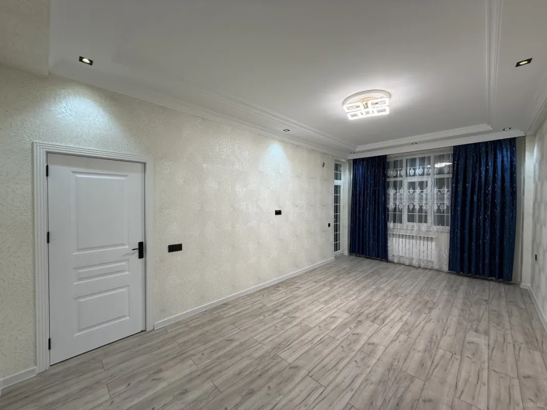 Satılır 3 otaqlı mənzil 116 m²