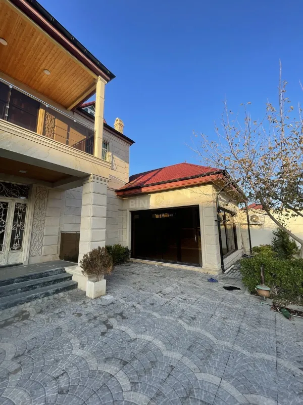Kirayə verilir 6 otaqlı həyət evi 400 m²