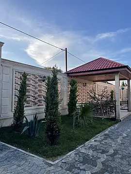 Kirayə verilir 6 otaqlı həyət evi 400 m²