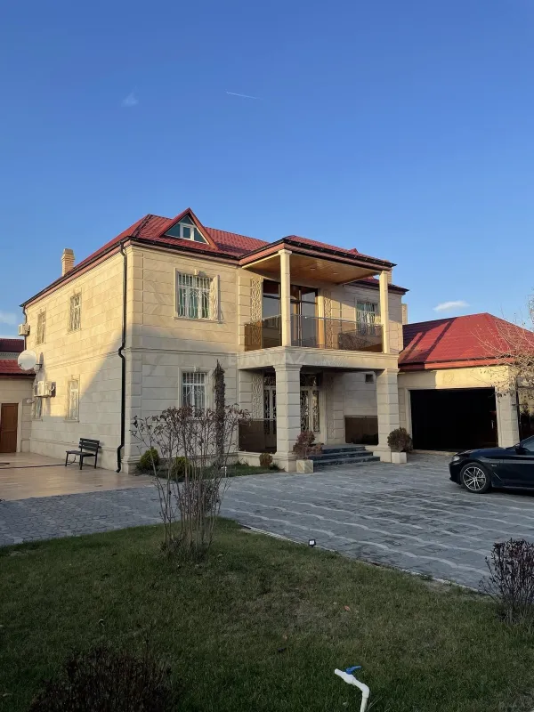 Kirayə verilir 6 otaqlı həyət evi 400 m²