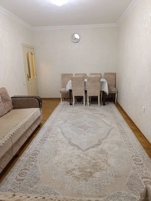 Kirayə verilir 2 otaqlı mənzil 60 m²