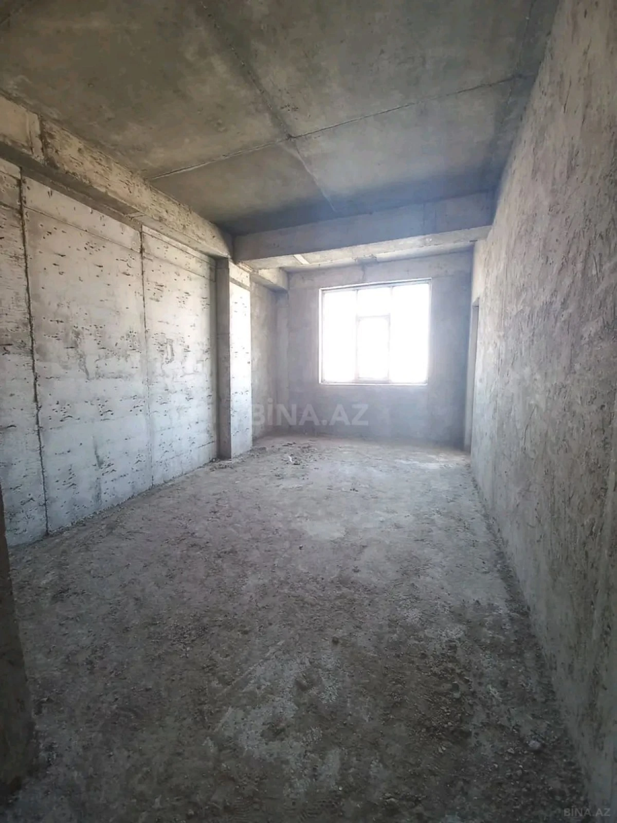 Satılır 1 otaqlı mənzil 62 m²