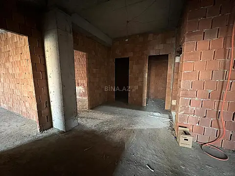 Satılır 3 otaqlı mənzil 142 m²