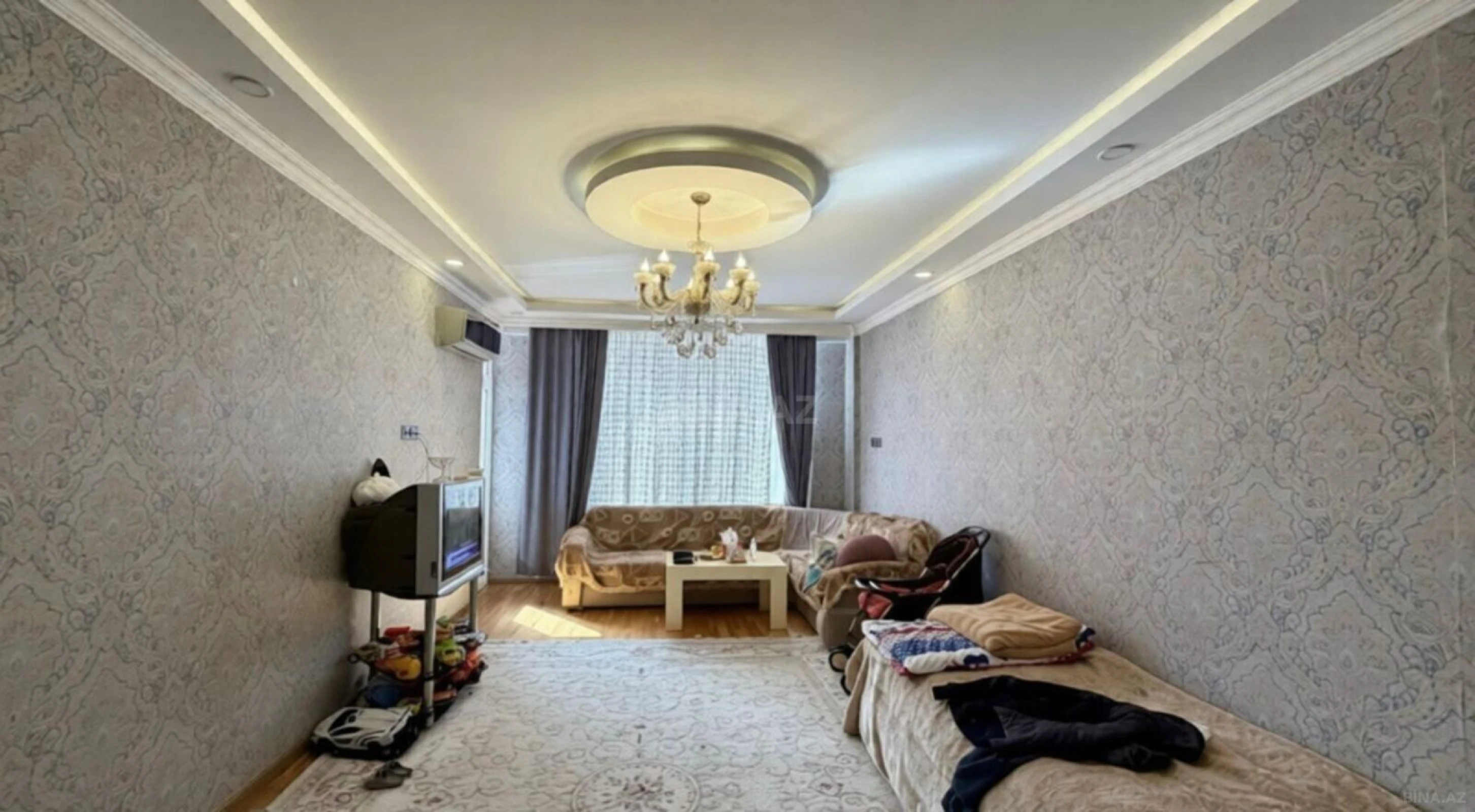 Satılır 3 otaqlı mənzil 98 m²