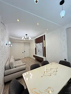 Satılır 3 otaqlı mənzil 110 m²