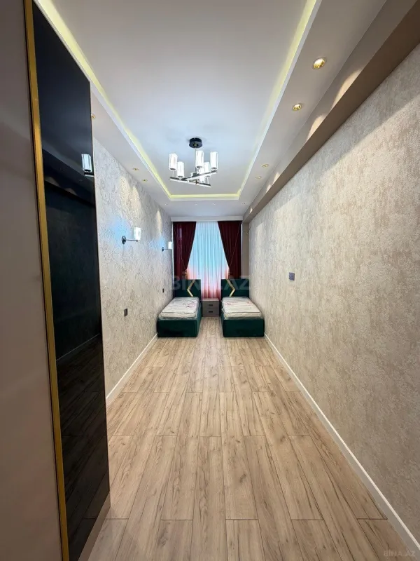 Satılır 3 otaqlı mənzil 110 m²