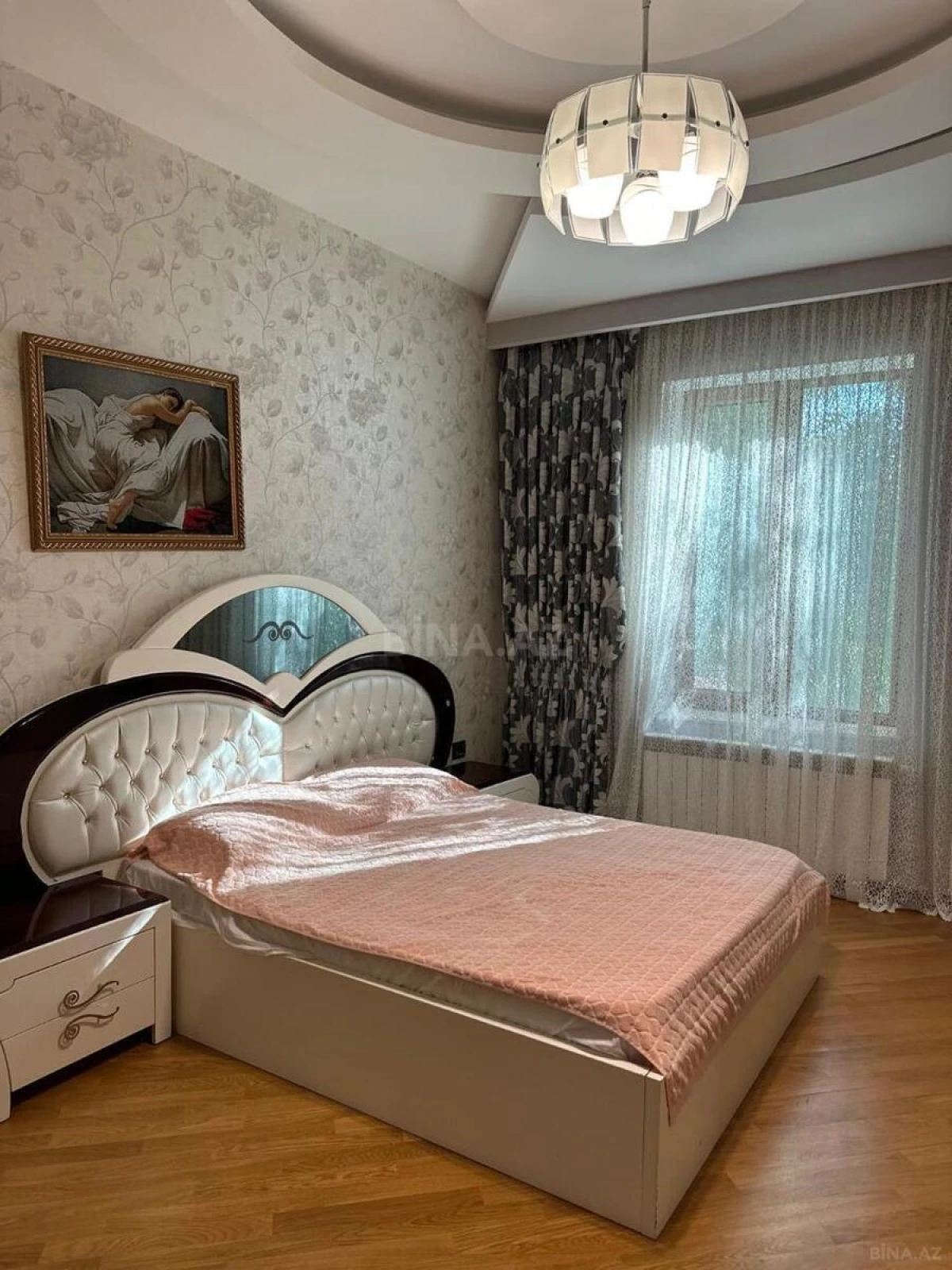 Kirayə verilir 6 otaqlı həyət evi 400 m²