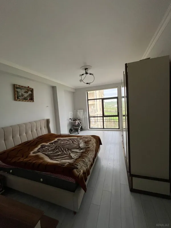 Satılır 3 otaqlı mənzil 87 m²