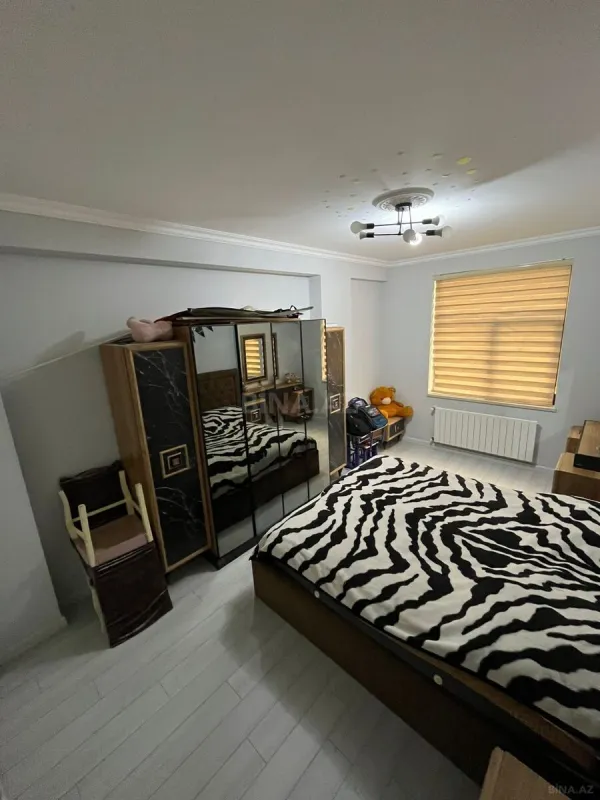 Satılır 3 otaqlı mənzil 87 m²