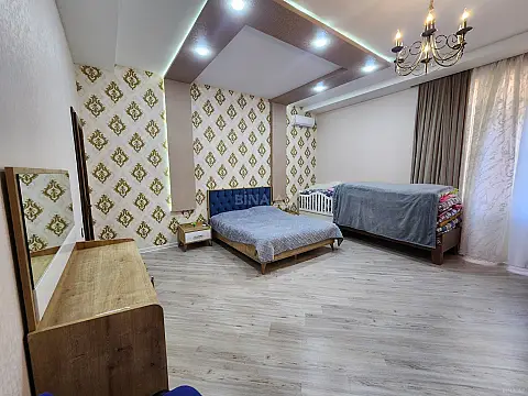Kirayə verilir 5 otaqlı həyət evi 400 m²