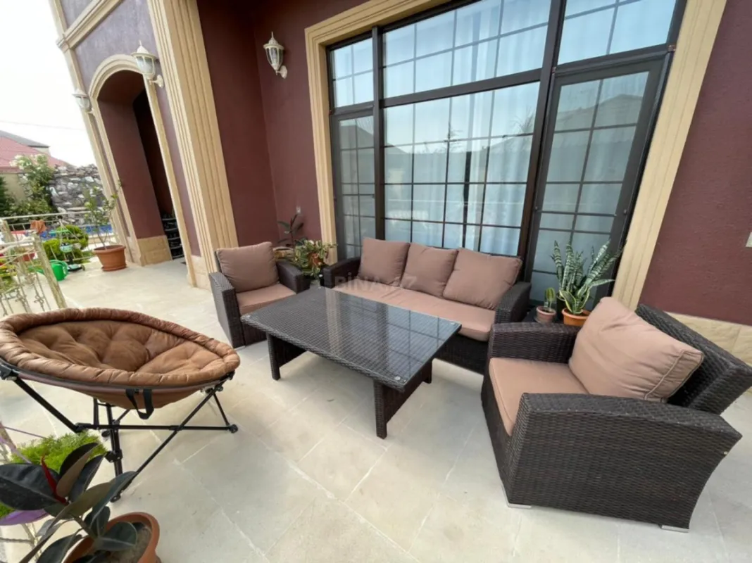 Kirayə verilir 5 otaqlı həyət evi 400 m²