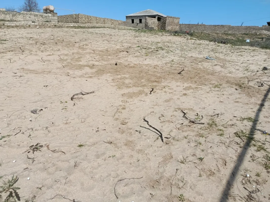 Satılır torpaq sahəsi 6 m²