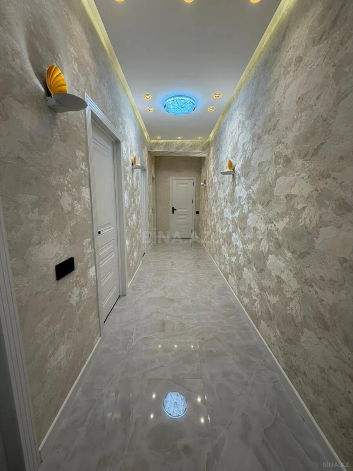 Satılır 3 otaqlı mənzil 110 m²