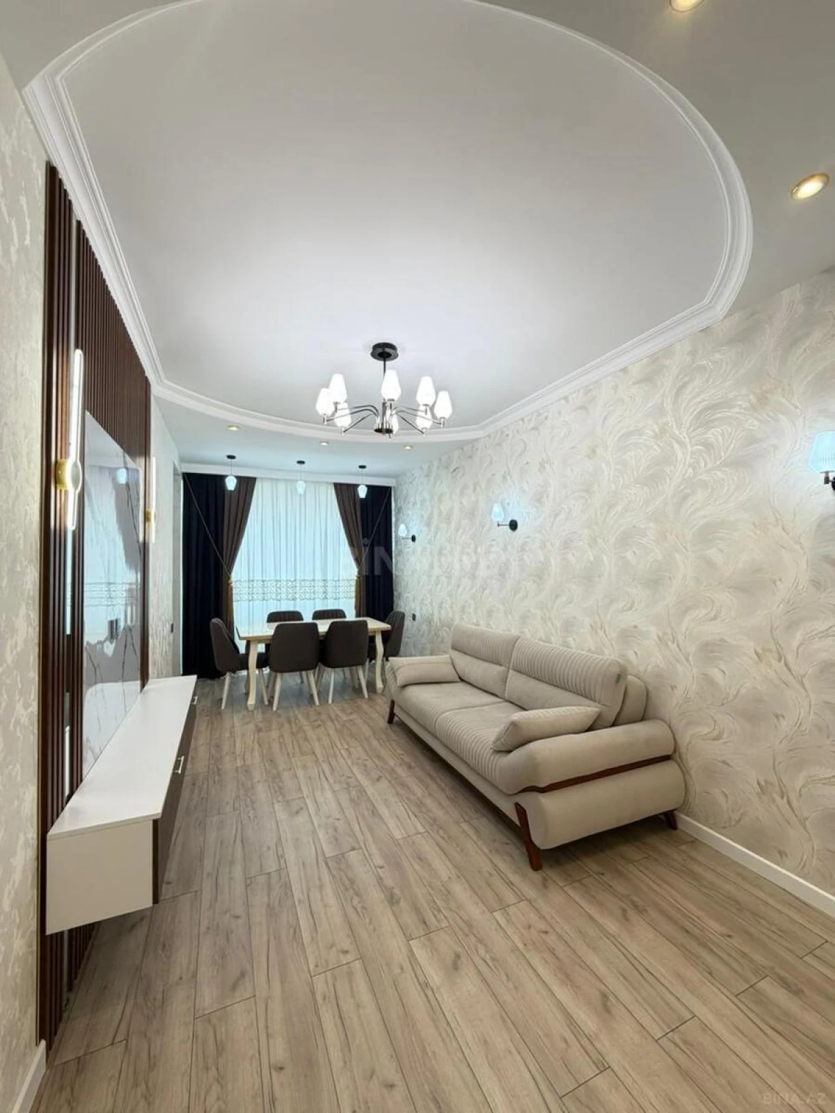 Satılır 3 otaqlı mənzil 110 m²