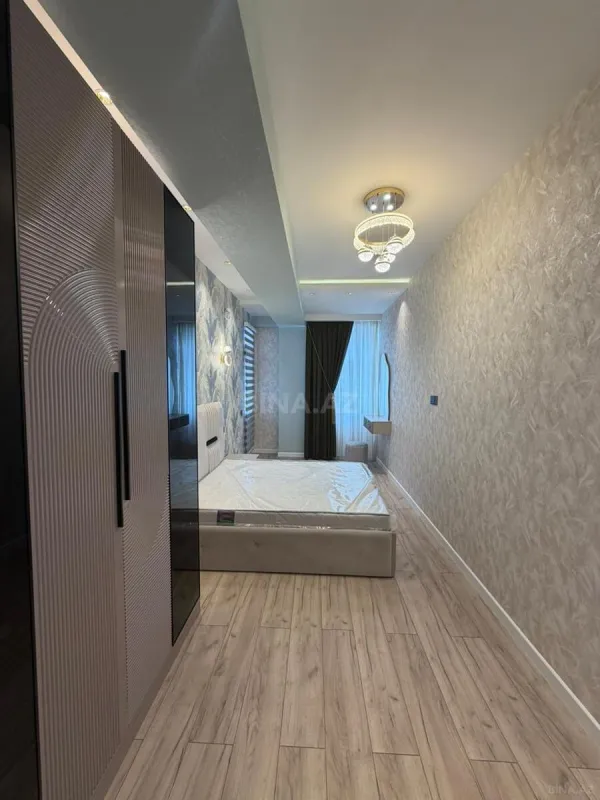 Satılır 3 otaqlı mənzil 110 m²