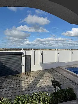 Kirayə verilir 4 otaqlı həyət evi 260 m²