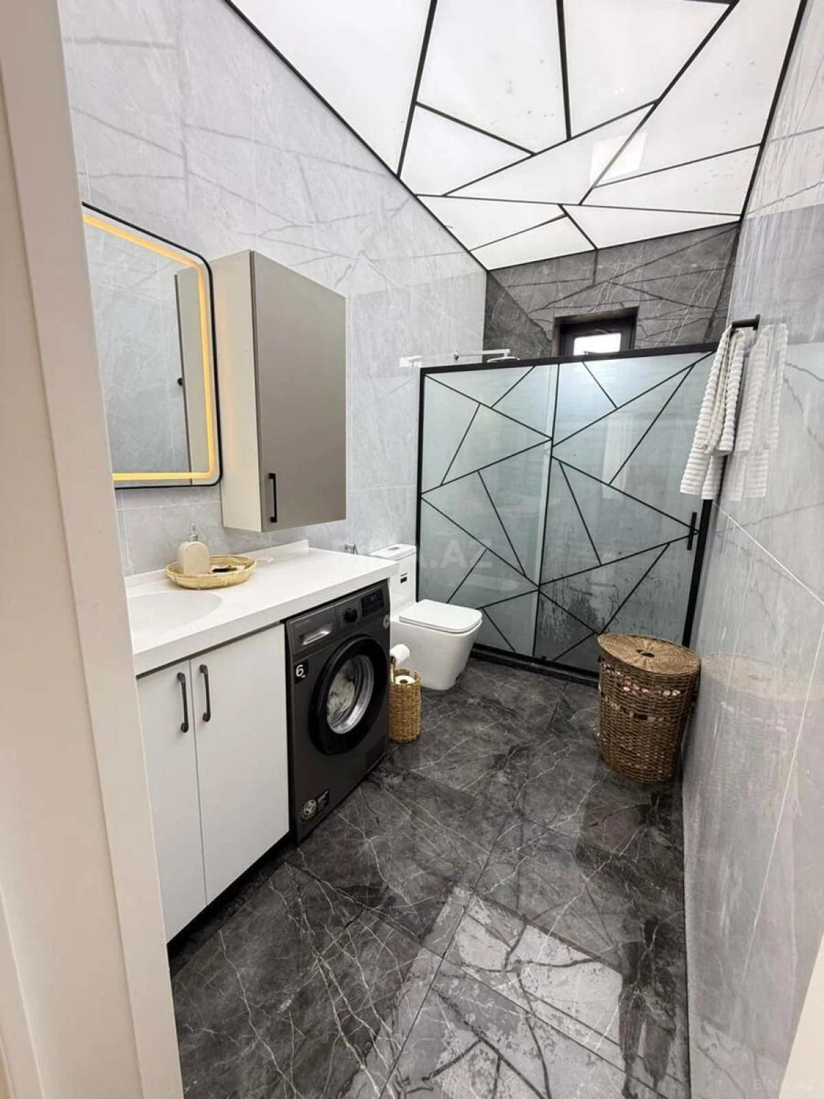 Kirayə verilir 4 otaqlı həyət evi 260 m²