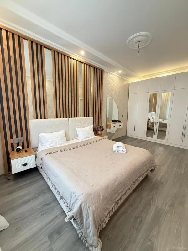 Kirayə verilir 4 otaqlı həyət evi 260 m²