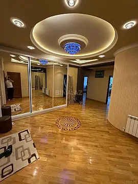 Satılır 3 otaqlı mənzil 122 m² — Bakı 3 otaq 122.00 m²