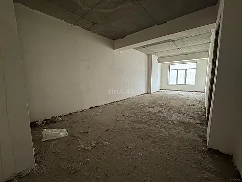 Satılır 3 otaqlı mənzil 121 m²