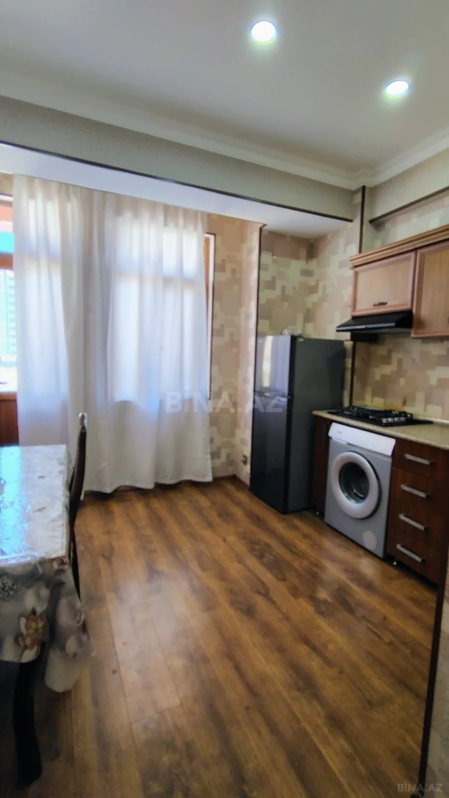 Satılır 1 otaqlı mənzil 53 m²