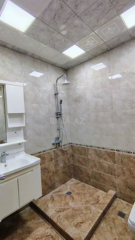 Satılır 1 otaqlı mənzil 53 m²