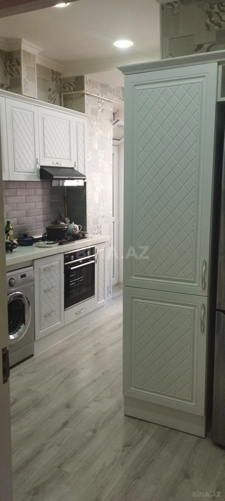 Satılır 3 otaqlı mənzil 75.5 m²