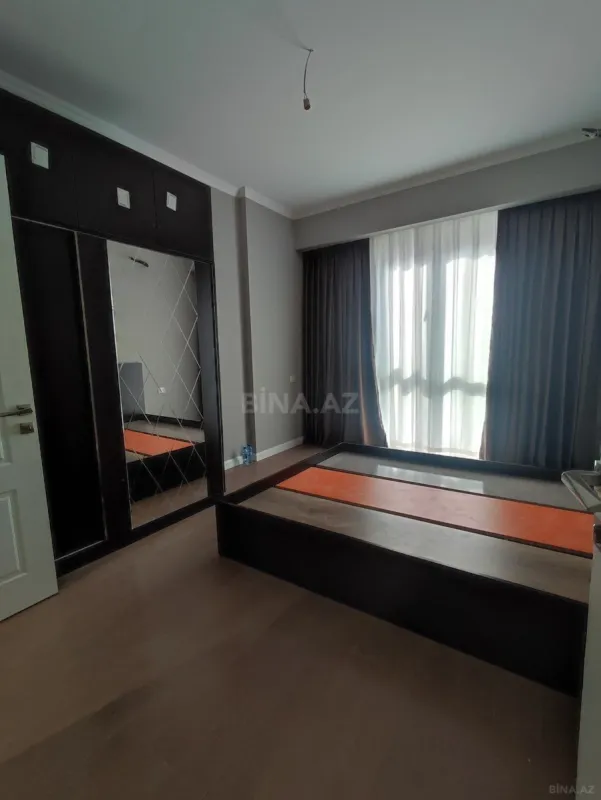 Kirayə verilir 3 otaqlı mənzil 83 m²