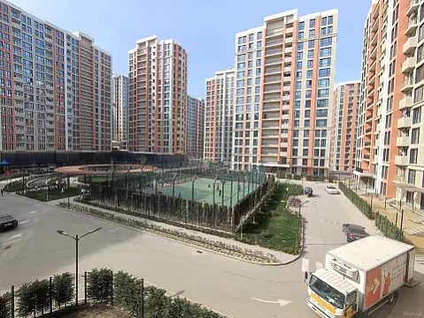 Kirayə verilir 3 otaqlı mənzil 83 m² — Bakı 3 otaq 83.00 m²