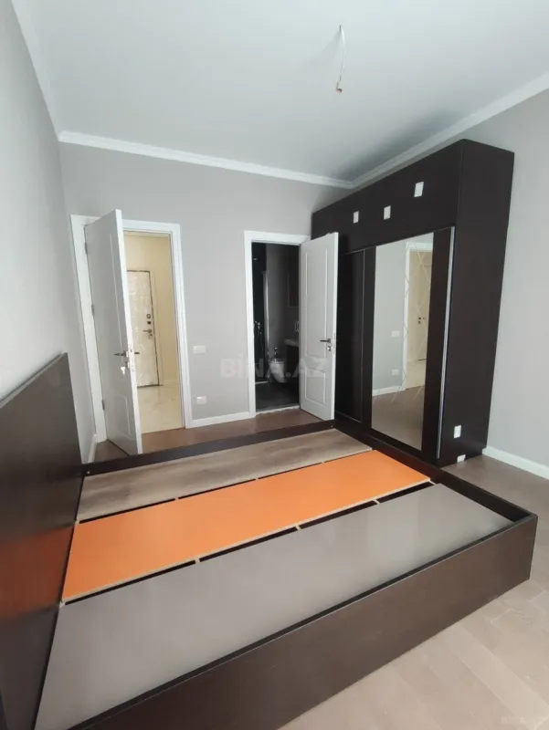 Kirayə verilir 3 otaqlı mənzil 83 m²