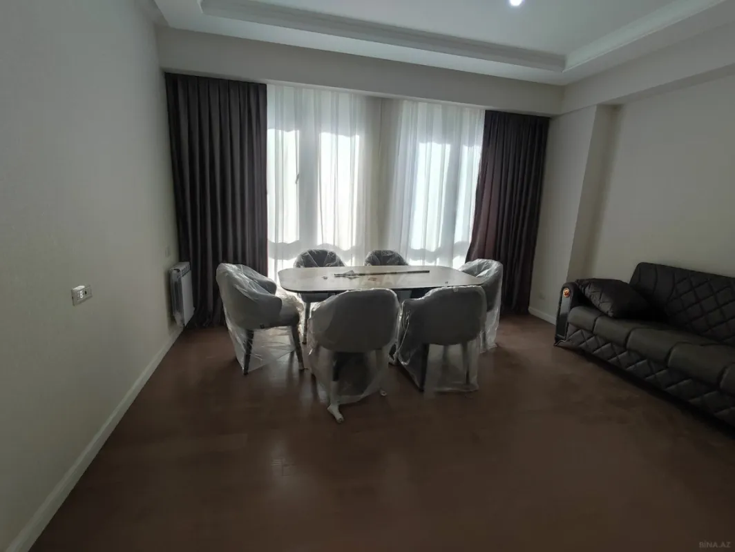 Kirayə verilir 3 otaqlı mənzil 83 m²