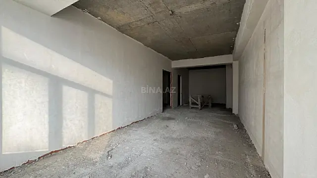 Satılır 4 otaqlı mənzil 171 m²