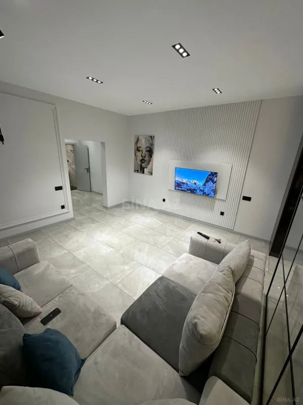 Kirayə verilir 4 otaqlı həyət evi 300 m²