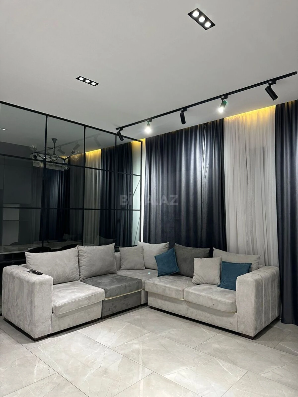 Kirayə verilir 4 otaqlı həyət evi 300 m²
