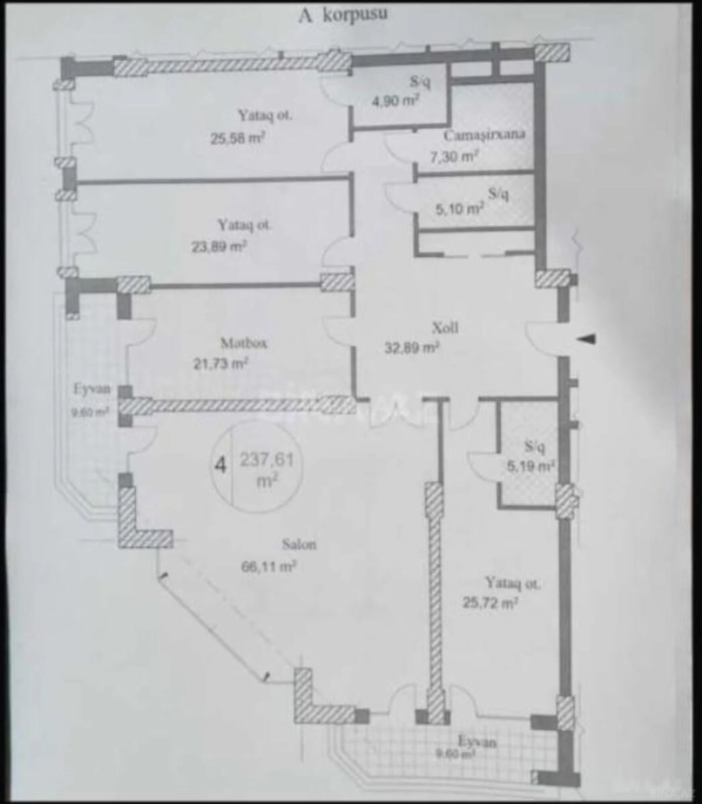 Satılır 4 otaqlı mənzil 230 m²