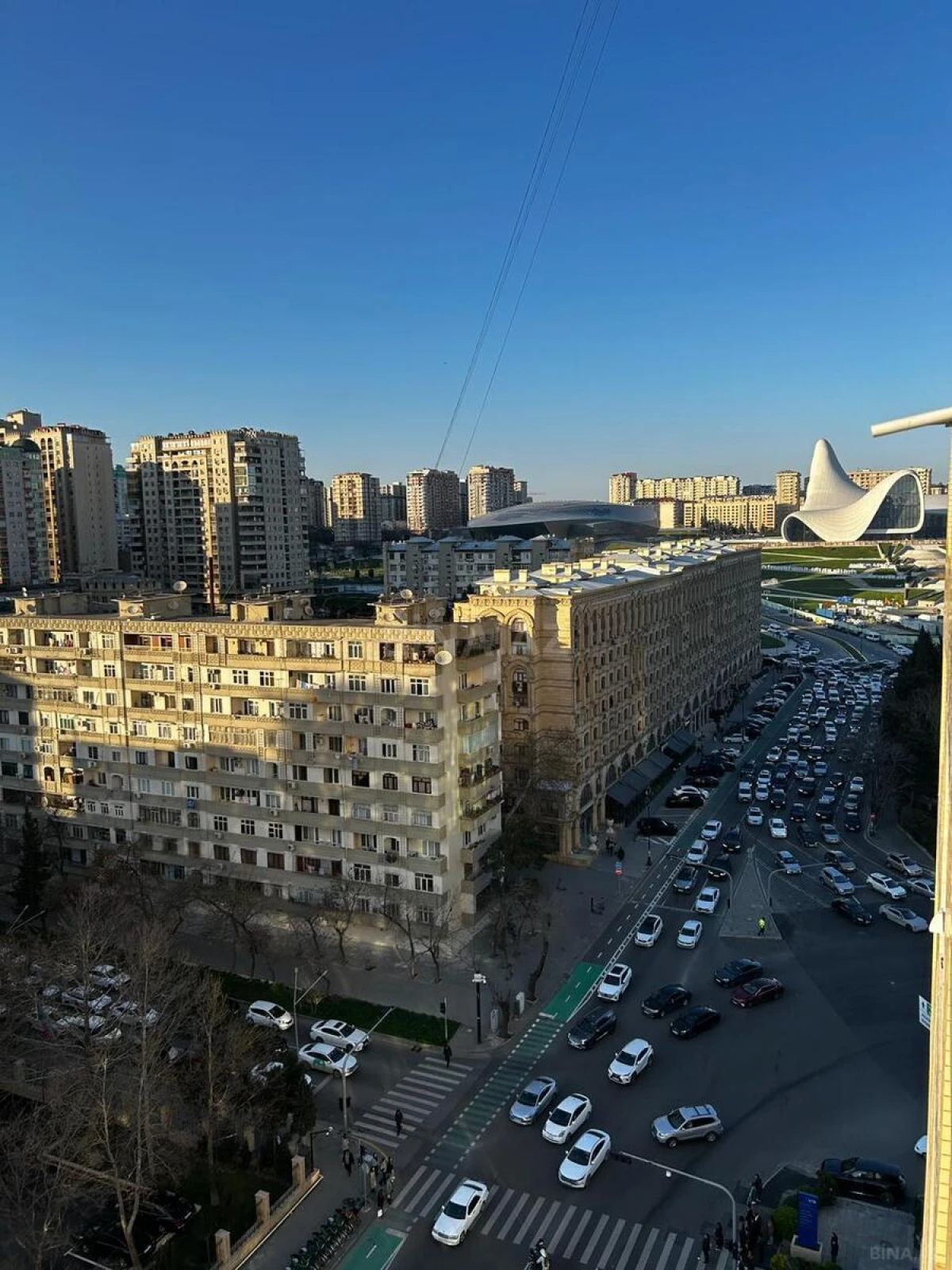 Kirayə verilir 4 otaqlı mənzil 160 m²