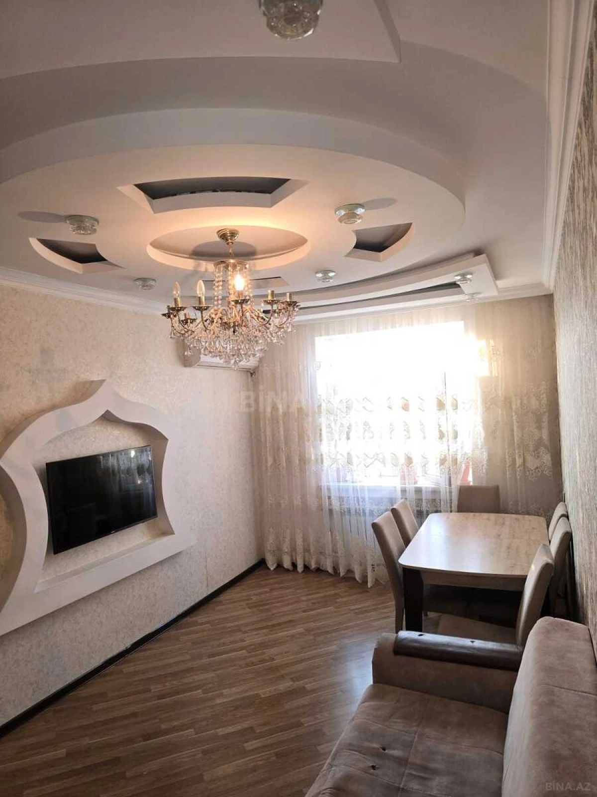 Kirayə verilir 2 otaqlı mənzil 65 m²