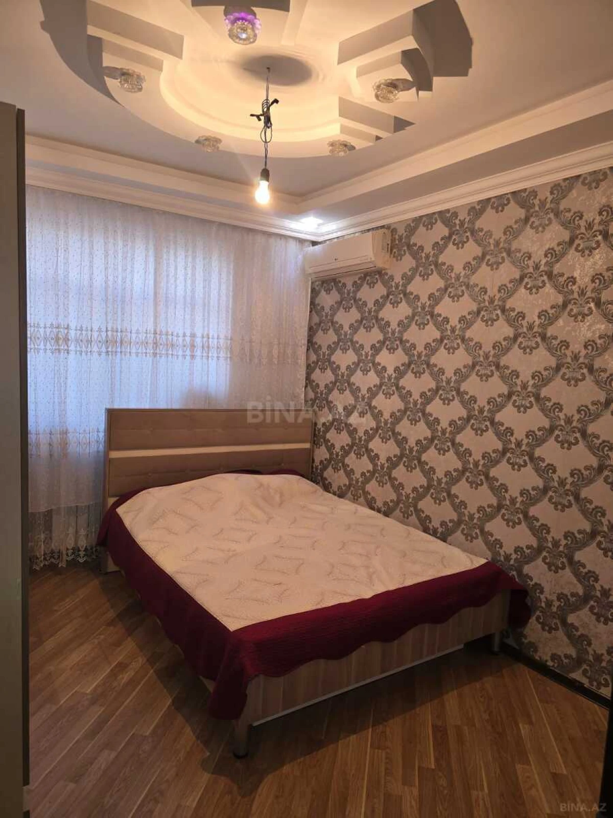 Kirayə verilir 2 otaqlı mənzil 65 m²