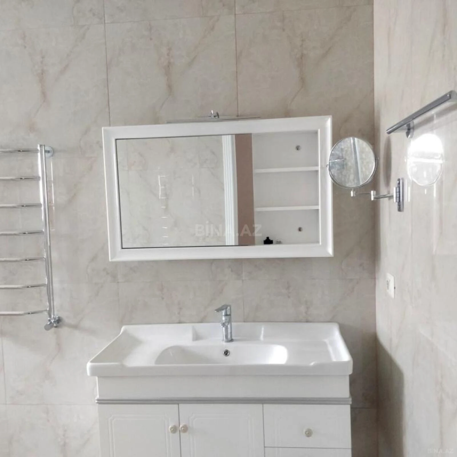 Kirayə verilir 6 otaqlı həyət evi 400 m²