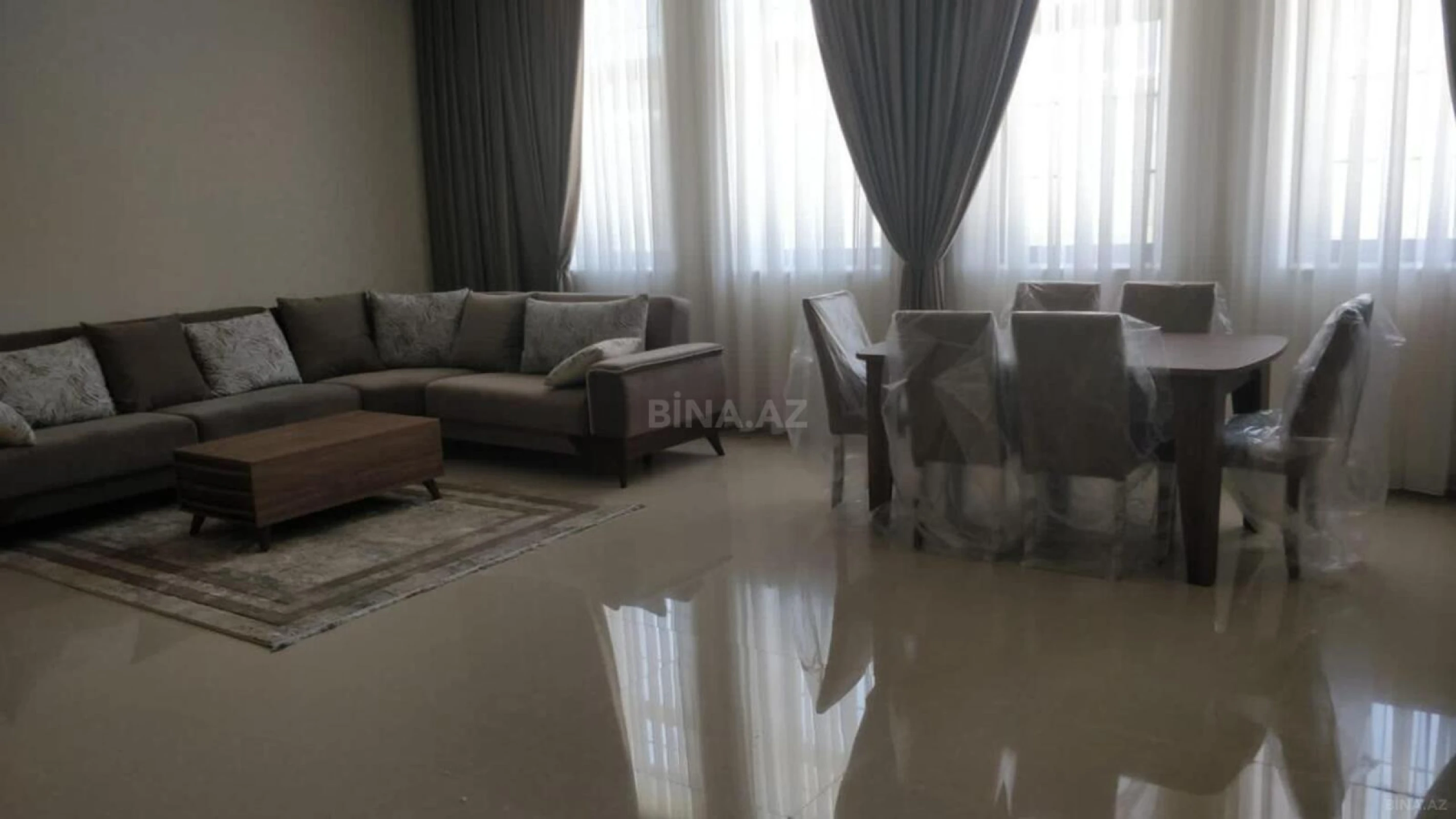Kirayə verilir 6 otaqlı həyət evi 400 m²
