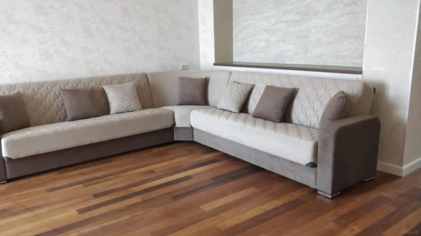 Kirayə verilir 6 otaqlı həyət evi 400 m²