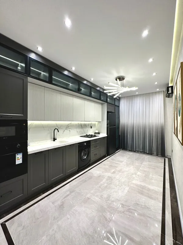 Kirayə verilir 3 otaqlı mənzil 120 m²