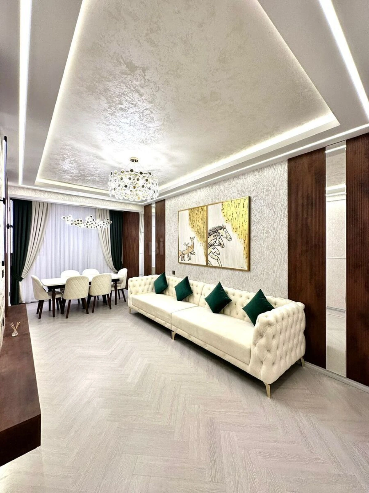 Kirayə verilir 3 otaqlı mənzil 120 m²