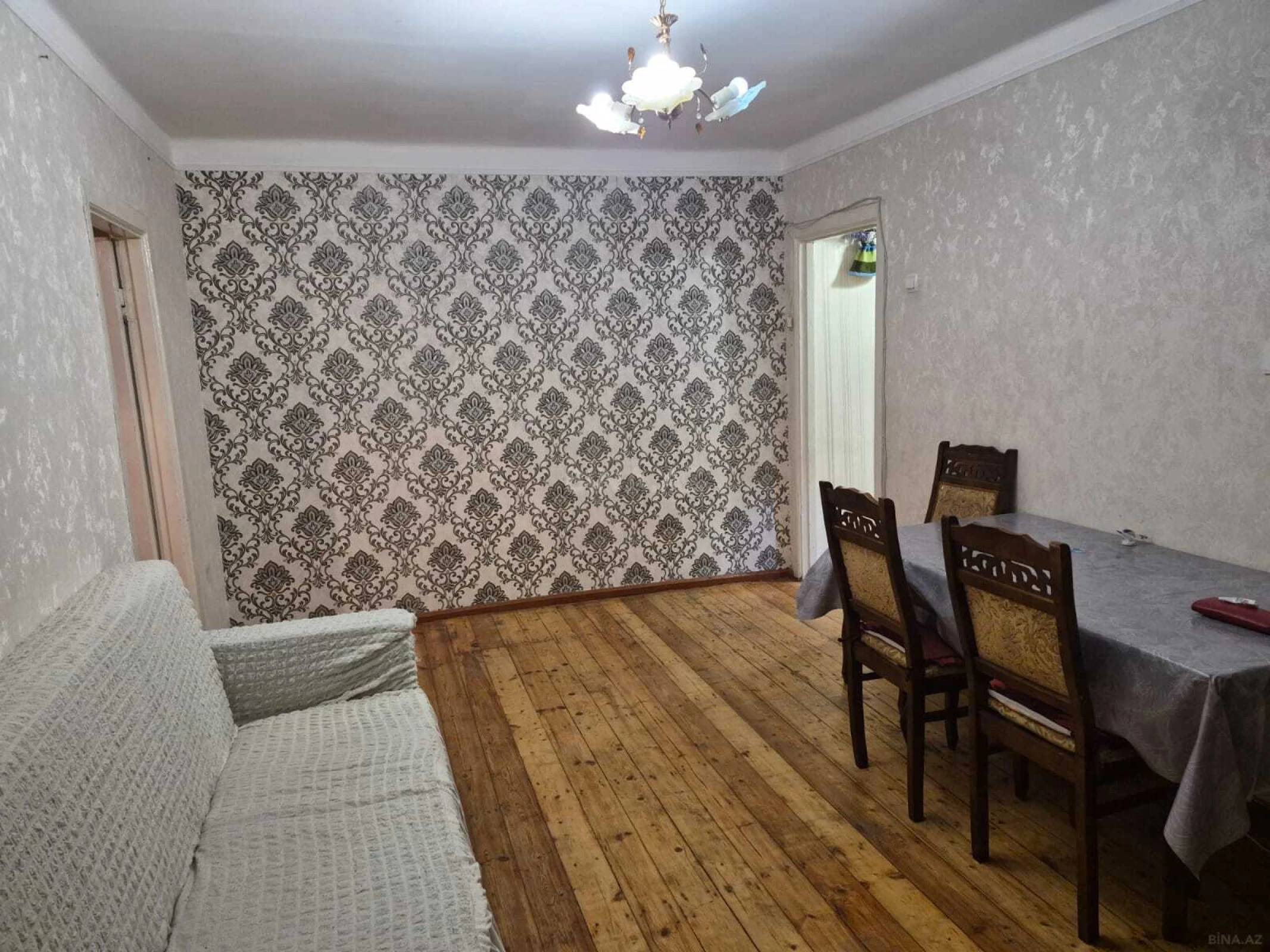 Kirayə verilir 2 otaqlı mənzil 50 m²