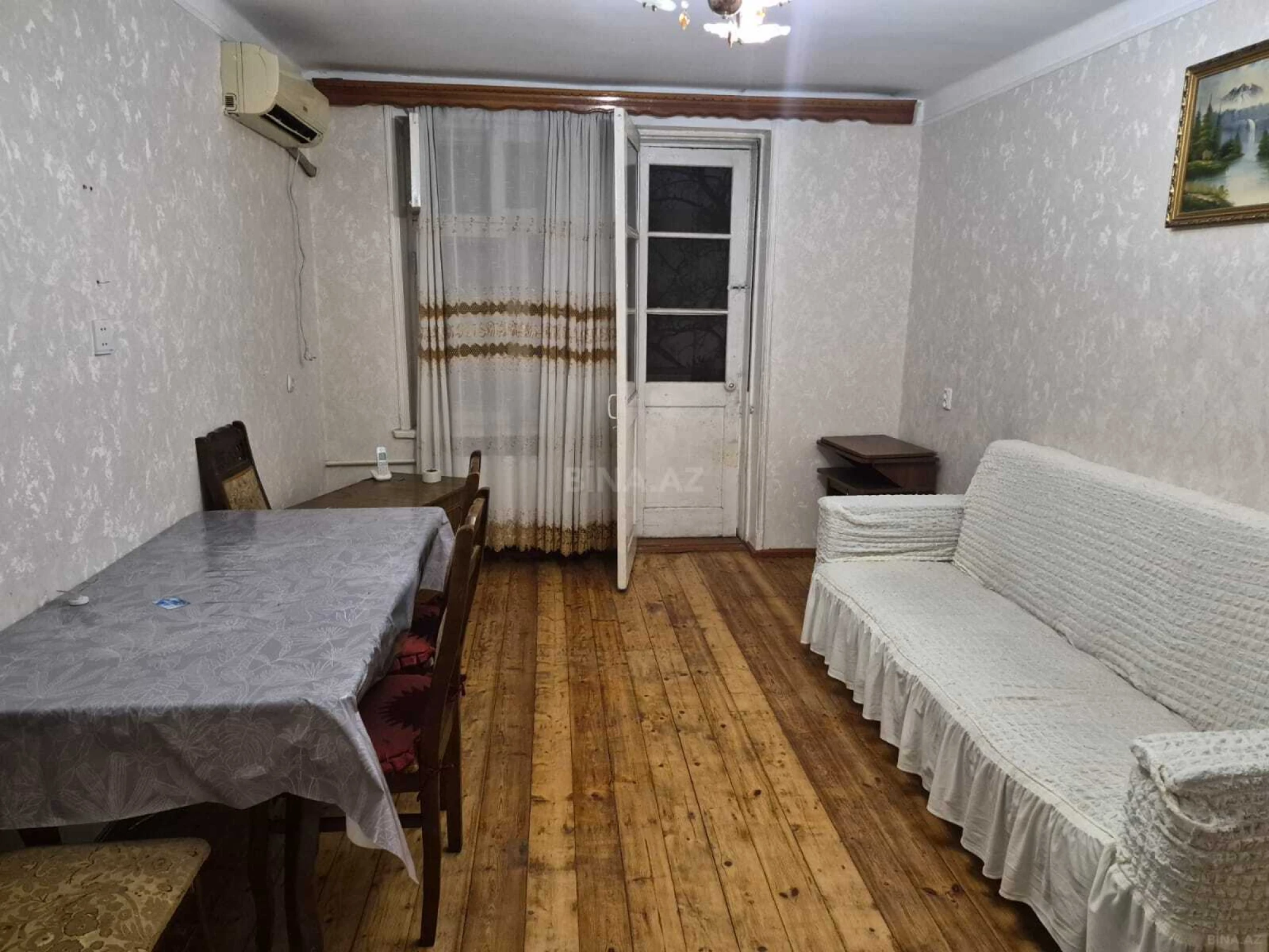 Kirayə verilir 2 otaqlı mənzil 50 m²