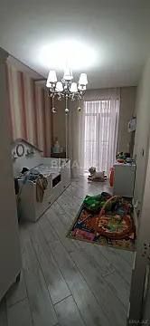 Satılır 4 otaqlı mənzil 165 m²
