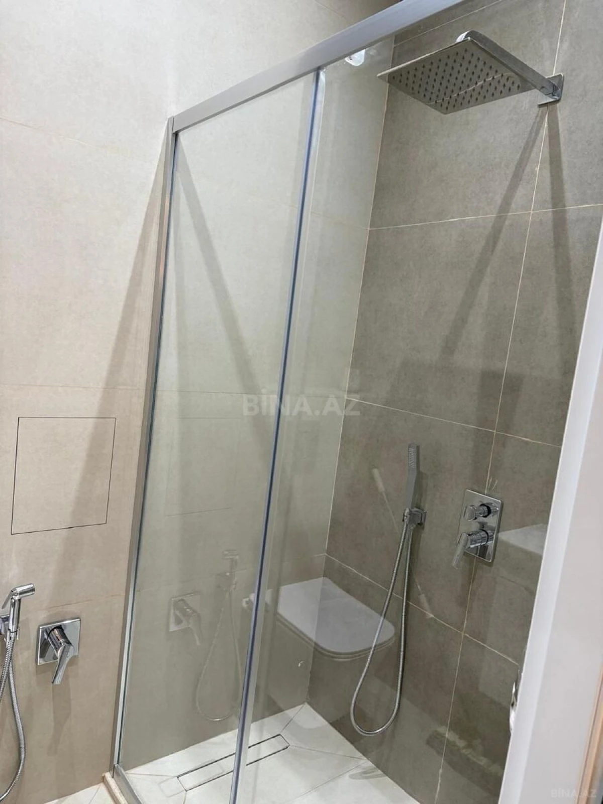 Kirayə verilir 2 otaqlı mənzil 55 m²