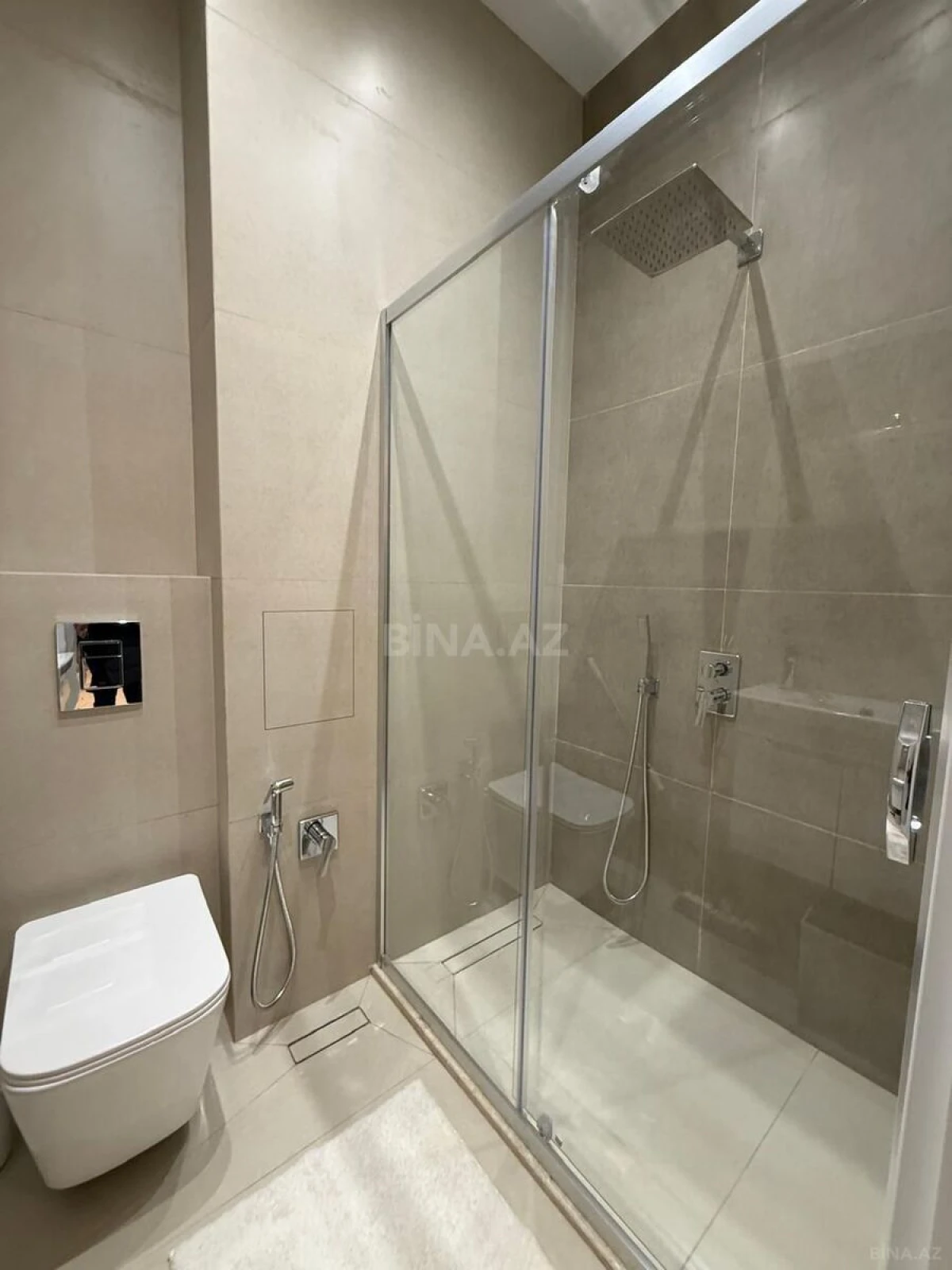 Kirayə verilir 2 otaqlı mənzil 55 m²