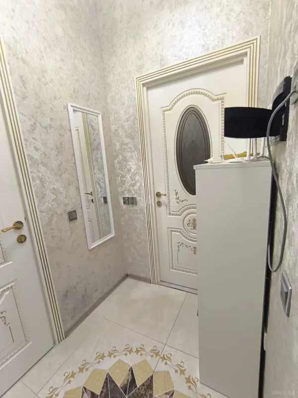 Kirayə verilir 2 otaqlı mənzil 65 m²